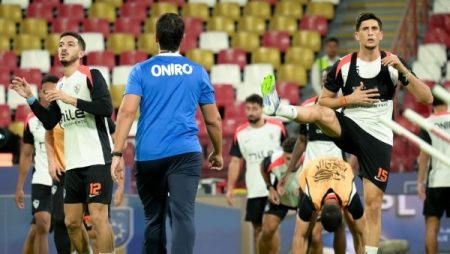 لقطات من مران الزمالك الختامي استعدادًا لمواجهة الأهلي في كأس السوبر |شاهد