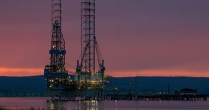 “HSBC” يتوقع تراجعاً كبيراً لحصة صفقات تمويل النفط والغاز في محفظته