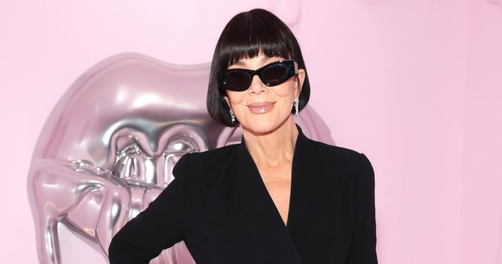 أطفال كريس جينر يقيمون لها حفلة عيد ميلاد السبعين تحت عنوان جيمس بوند: المصدر