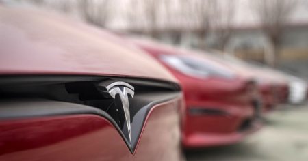 ماسك: الصين توافق على نظام القيادة الذاتية الكاملة من تسلا في 2026