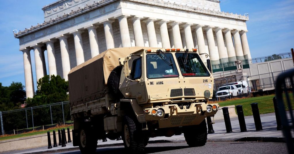 تسعى القوات الأمريكية لإصلاح معداتها بنفسها، فيما تعترض شركات الدفاع على ذلك.