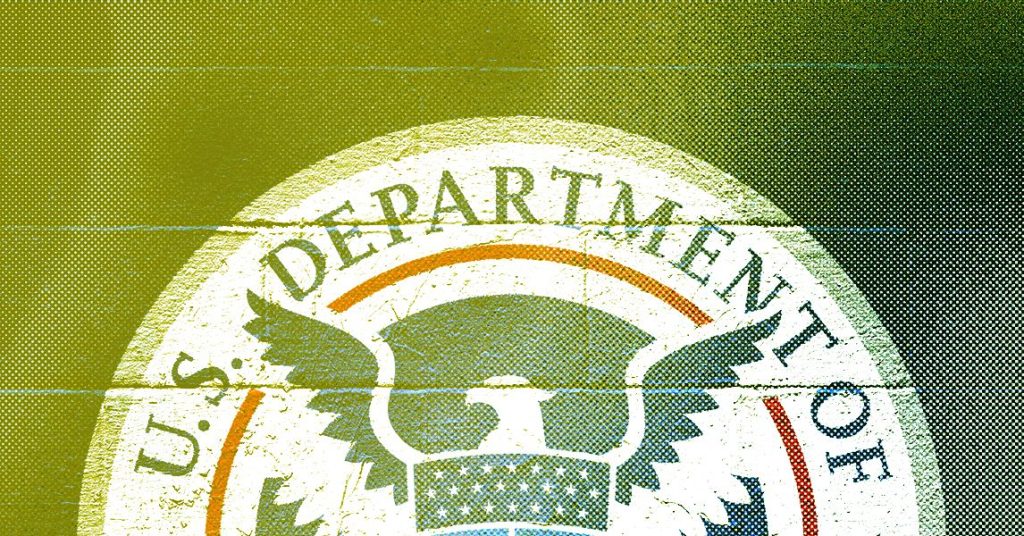 واشنطن: خرق خصوصية وزارة الأمن الداخلي، وعلاقات عاطفية بالذكاء الاصطناعي، ودعوى جوجل ضد المحتالين النصيين.