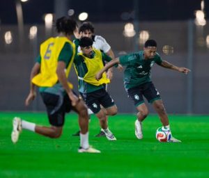 انضمام الشهراني وكادش.. المنتخب الوطني يواصل استعداده في معسكر جدة