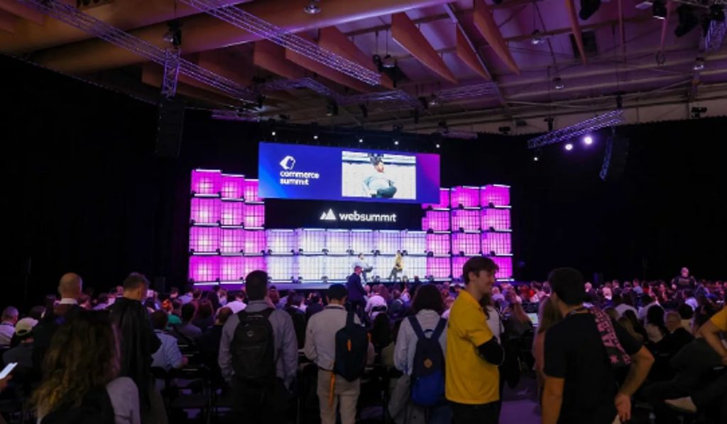 رواد الأعمال السعوديون يبدؤون مشاركتهم في “قمة الويب” ضمن وفد “منشآت”