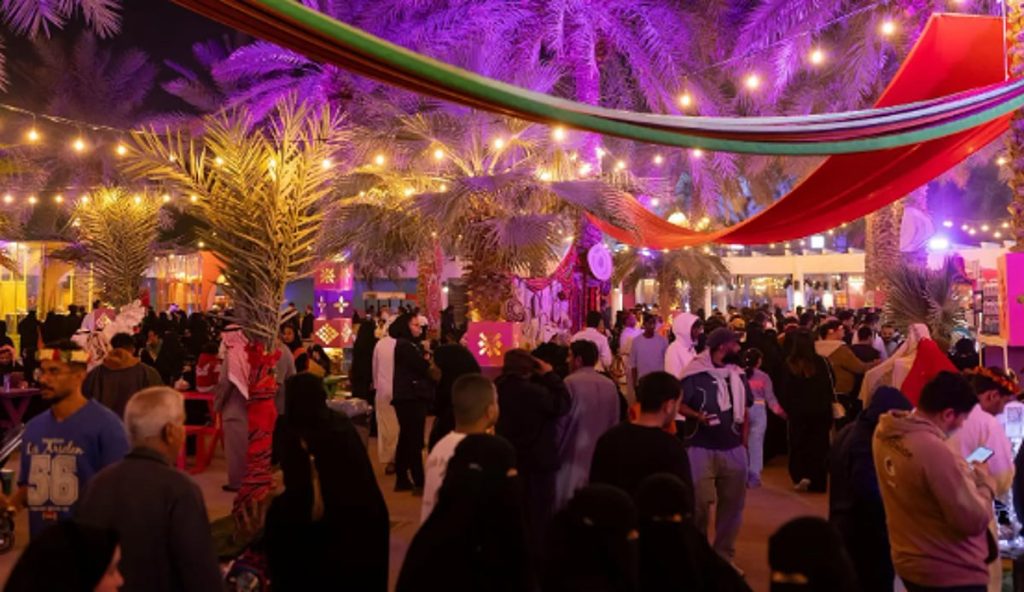 مبادرة “انسجام عالمي 2”.. فعاليات ثقافية وترفيهية تستقطب آلاف الزوار