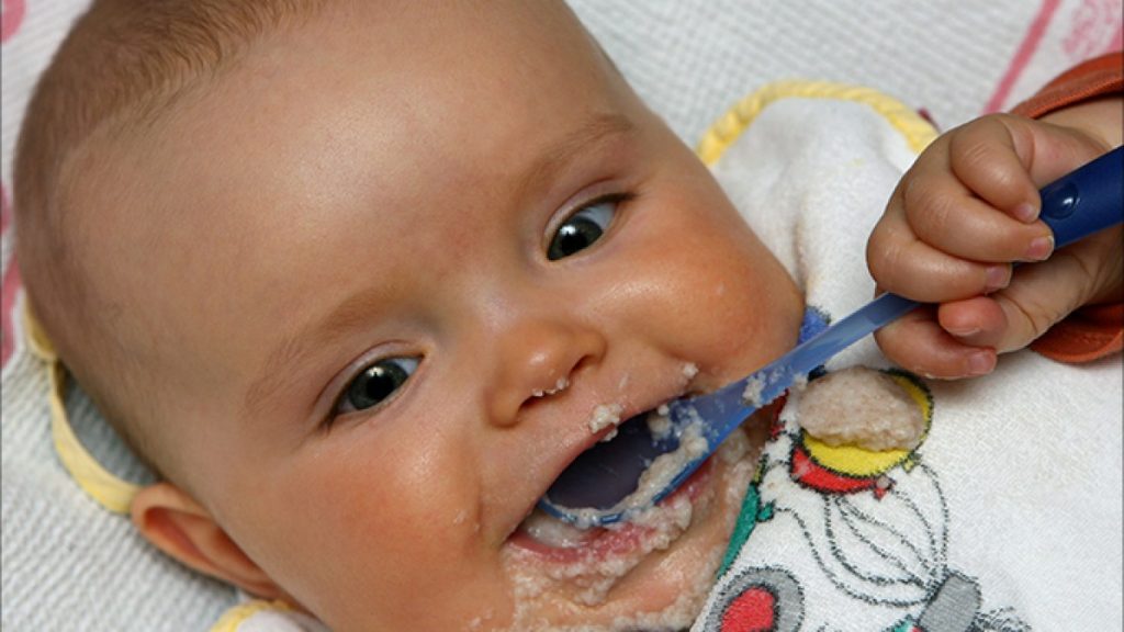 نستله تواجه اتهامات بتعريض صحة الرضّع للخطر في قارات عدة