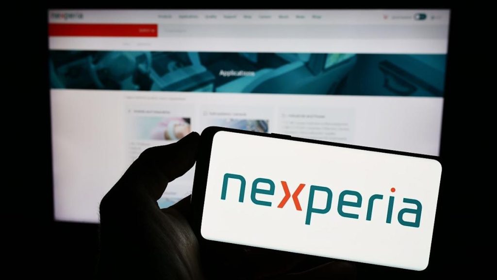الصين ترفع الحظر عن صادرات رقائق Nexperia