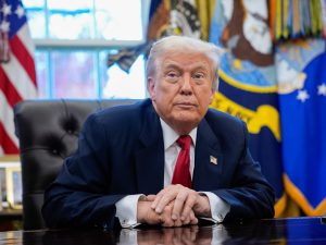 ترامب ينهي الحماية المؤقتة من الترحيل للمهاجرين الصوماليين