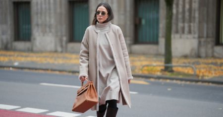 هذه الفساتين الخريفية تبدو أنيقة وتنحف الجسم، وتُلبس بعد انتهاء الأعياد – بأقل من 35 دولارًا.