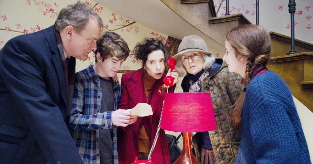 فيلم كوميدي جديد لنتفليكس في نوفمبر يحصل على درجة قريبة من الكمال على روتن توميتوز.