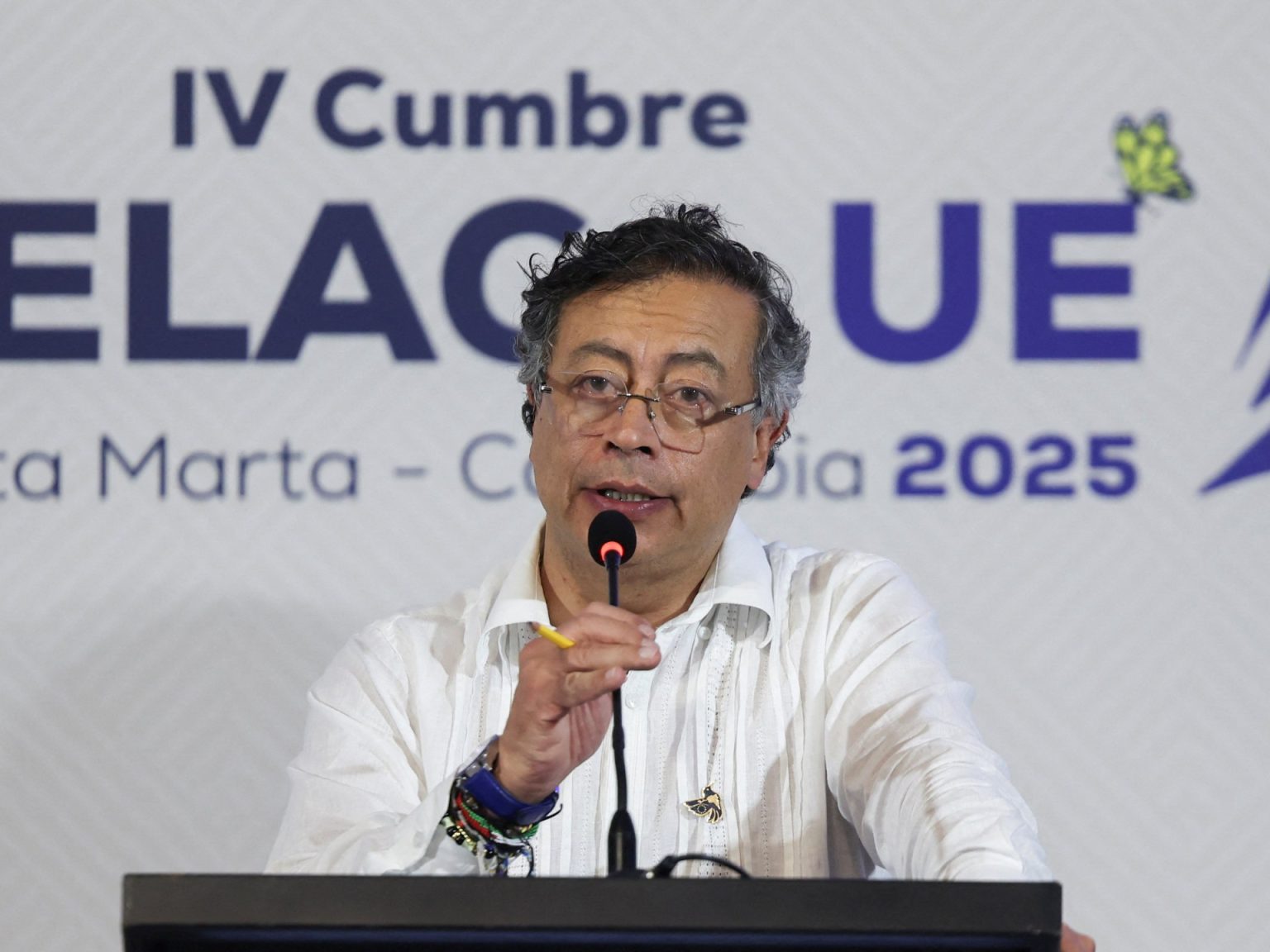 كولومبيا تعلق التبادل الاستخباراتي مع الولايات المتحدة