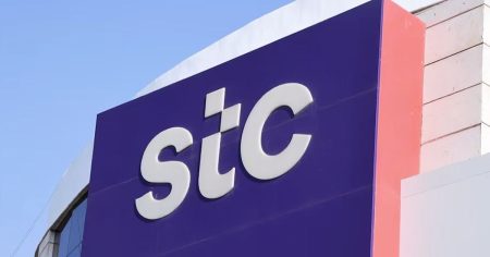 stc و”تليفونيكا” توقعان اتفاقية لخدمات الأقمار الصناعية والاتصال الأرضي