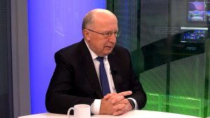 رئيسة الدفاع الأوروبية تدعو إلى تغيير نظرة أوروبا للحرب الحديثة.