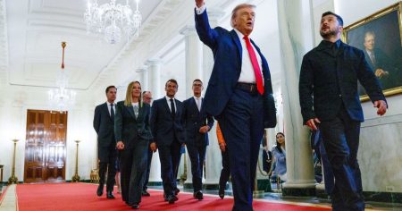 الاتحاد الأوروبي يدخل أسبوعاً حاسماً لإثبات قوته أمام ترمب