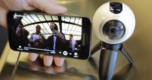 بدلا من كاميرا الكمبيوتر الضعيفة.. هكذا تحوّل هاتفك الجوال إلى “ويب كام” | تكنولوجيا