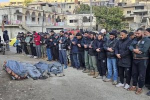 محافظ ريف دمشق يزور بلدة بيت جن بعد القصف الإسرائيلي