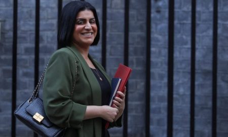 اتفاق بريطاني مع أنجولا وناميبيا لإعادة المهاجرين غير الشرعيين