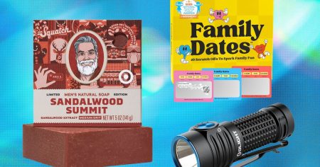 أفضل الهدايا الصغيرة لبدء احتفالات عيد الميلاد (Christmas Morning).