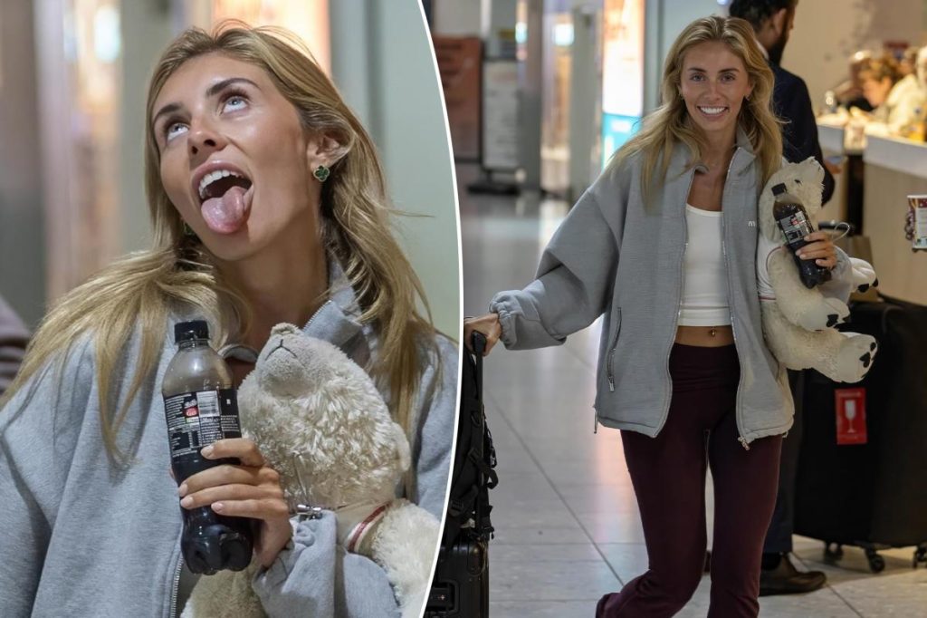 بوني بلو تعود إلى المملكة المتحدة بعد (مغامرة) في بالي.