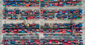 هجوم بمسيّرات على منشآت وسفن روسية وسط تصاعد الحرب البحرية مع أوكرانيا