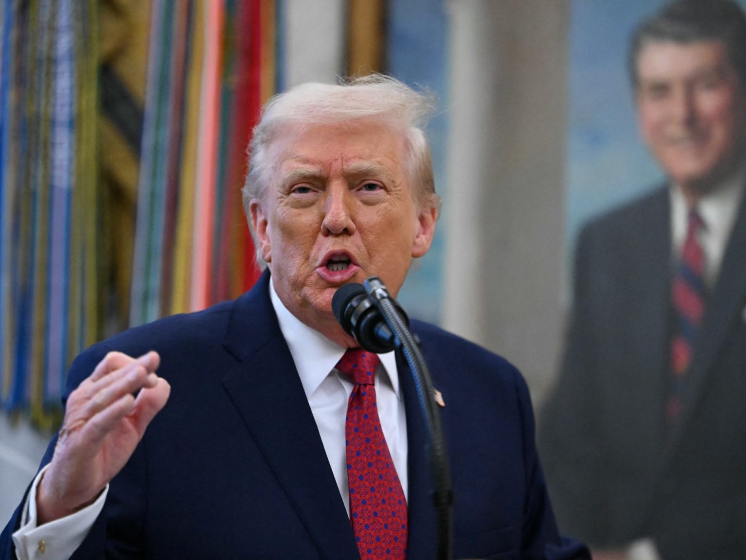 أميركا توقع مذكرات تفاهم في مجال الصحة مع دول أفريقية وتحذر من عدم الالتزام