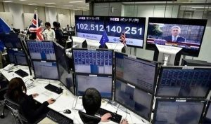 البورصة البريطانية تغلق على ارتفاع.. والإسترليني يتراجع أمام الدولار واليورو