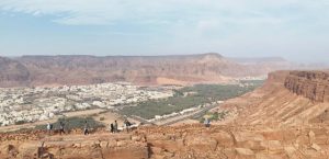 العُلا.. تضاريس متنوعة ومسارات معتمدة تجعلها وجهة رائدة لرياضة الهايكنج