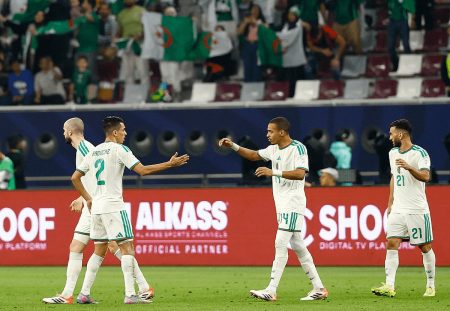 الجزائر والأردن يكتسحان البحرين والكويت في كأس العرب 2025