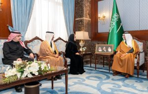 مُحافظ الأحساء يستقبل وكيل وزارة الثقافة للأبحاث والتراث الثقافي