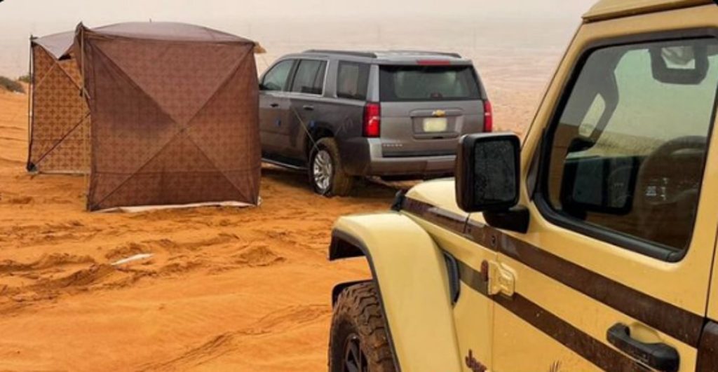 ضبط مواطن لارتكابه مخالفة التخييم في محمية الملك عبدالعزيز الملكية