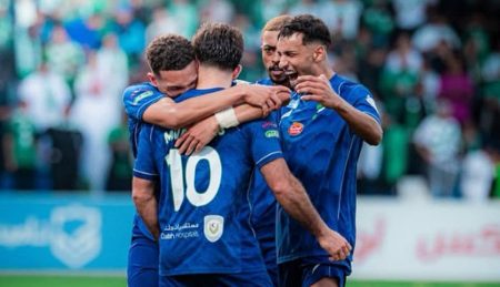 الفتح يحقق فوزًا غاليًا على الأهلي في “دوري روشن”