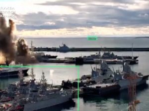 في سابقة عالمية.. أوكرانيا تقول إنها دمرت غواصة روسية بمسيرة غاطسة