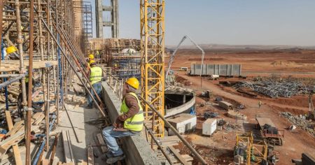 مصر تدرس منح مزايا ضريبية وتسهيلات لتشجيع الاستثمار بالعاصمة والعلمين