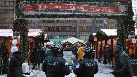 تحذر المخابرات الإسرائيلية من ارتفاع عالمي للهجمات الإرهابية على الغرب.