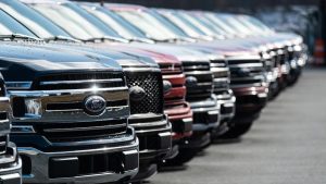 سهم مؤشر ستاندرد آند بورز 500 ذو العائد المرتفع يتفوق على المؤشر بنسبة 2 إلى 1.