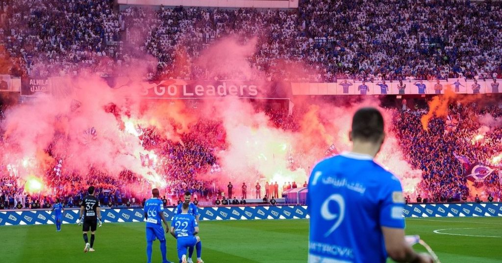 الشرق الأوسط: الوليد بن طلال يستحوذ على “الهلال” بملياري دولار