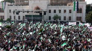 كيف علق السوريون بعد عام من التحرير؟