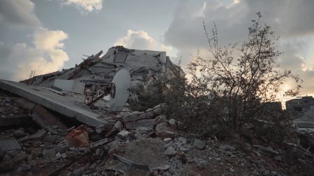 غزة في 2026.. أحلام بسيطة تصطدم بحرب لم تنته