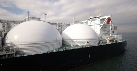 مصر تقترح آلية عربية لتنسيق المشتريات الطارئة للنفط والغاز