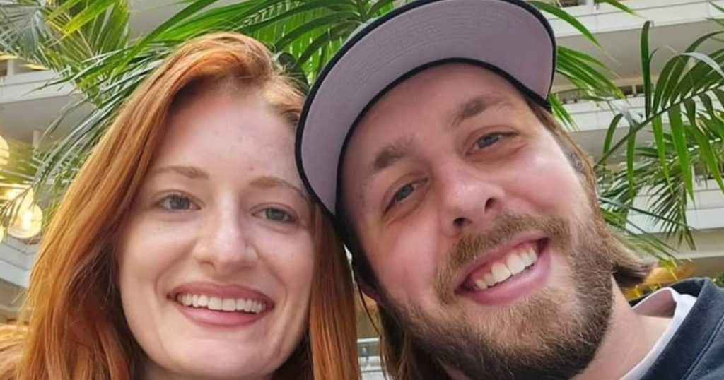 زوجة يوتيوبر (SaveAFox) مايكايلا رينز يقول إن عمليات الإنقاذ تسير على نحو جيد.