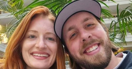 زوجة يوتيوبر (SaveAFox) مايكايلا رينز يقول إن عمليات الإنقاذ تسير على نحو جيد.