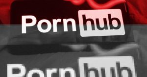 قرصنة بيانات ملايين مستخدمي موقع (PornHub) بهدف الابتزاز.