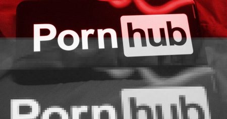 قرصنة بيانات ملايين مستخدمي موقع (PornHub) بهدف الابتزاز.