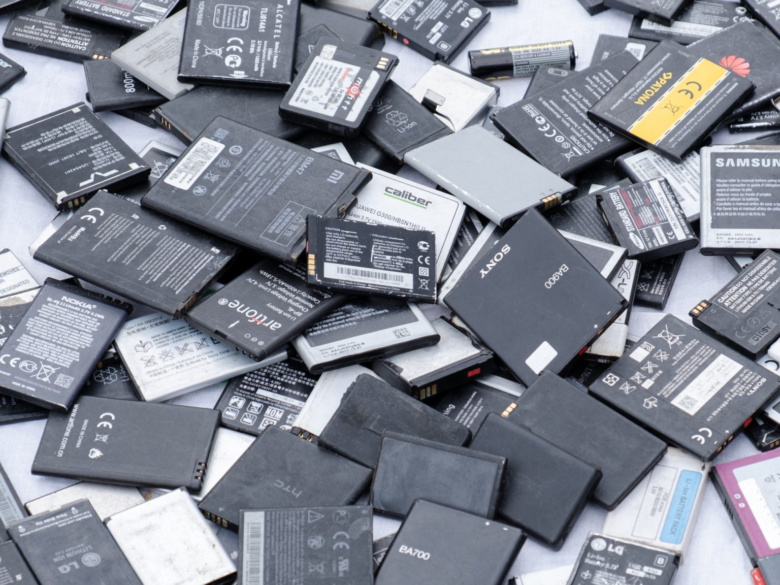 هل تنقذ “الطاقة التكيفية” الهواتف فائقة النحافة من أزمة البطارية؟ | تكنولوجيا