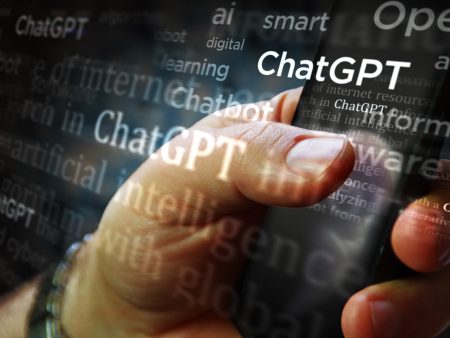 دعوى قضائية ضد “شات جي بي تي” لتشجيعه رجلاً على قتل أمه ثم الانتحار | منوعات