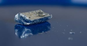 واشنطن تتجه لزيادة استثماراتها بشركات المعادن النادرة لمواجهة نفوذ الصين