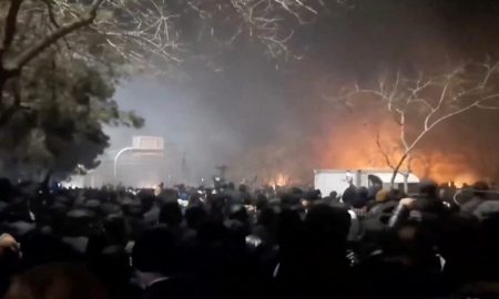 احتجاجات إيران: قتلى واعتقالات وقطع للإنترنت