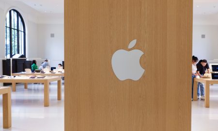 الخبراء يؤكدون: خطة آبل للذكاء الاصطناعي تثمر في 2026