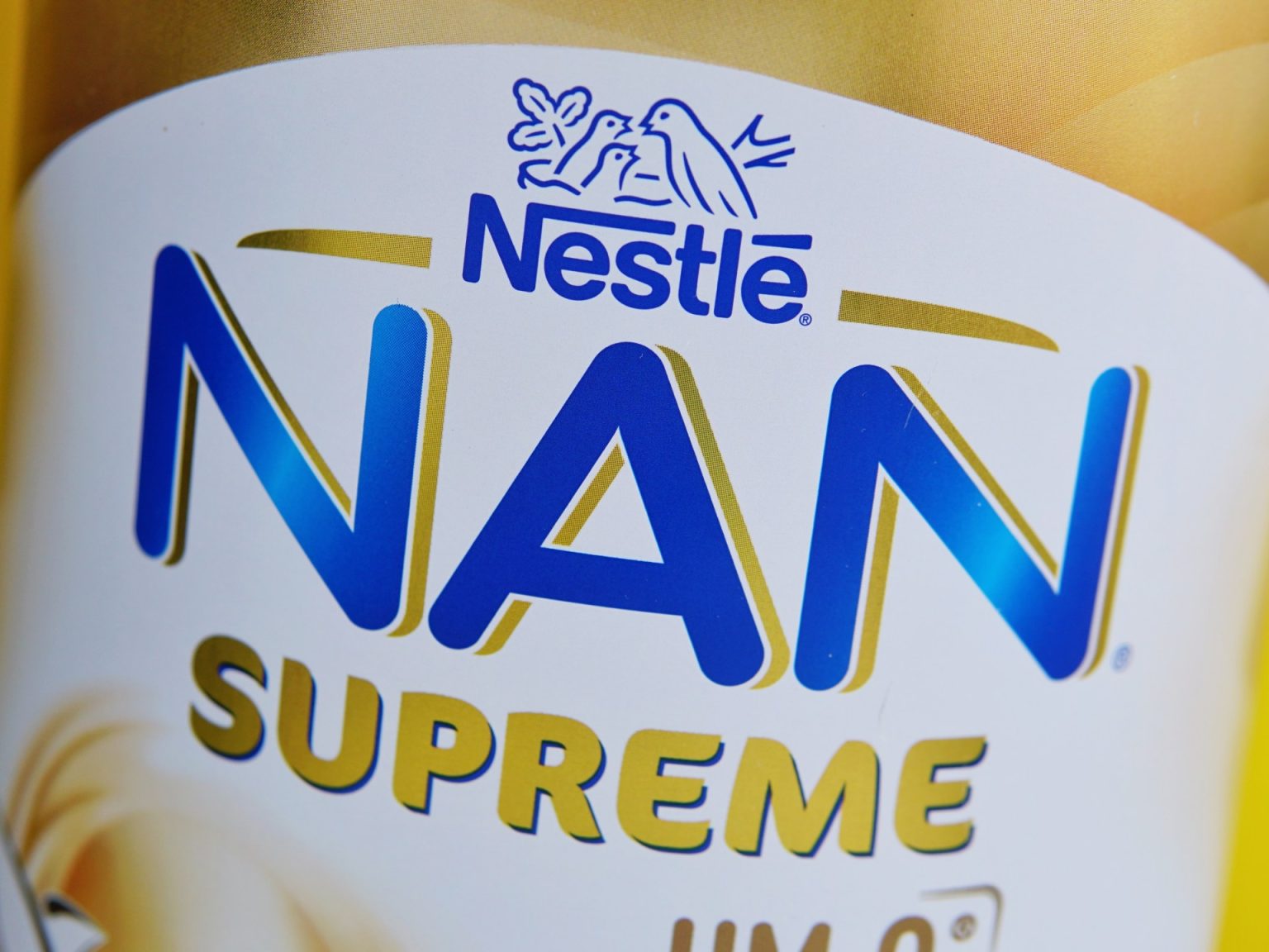 “نستله” تعلن سحبا احترازيا لمنتجات حليب الأطفال بسبب سموم بكتيرية | أسرة