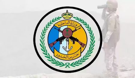 حرس الحدود بالشرقية ينقذ 4 مواطنين خليجيين تعطلت واسطتهم البحرية في عرض البحر